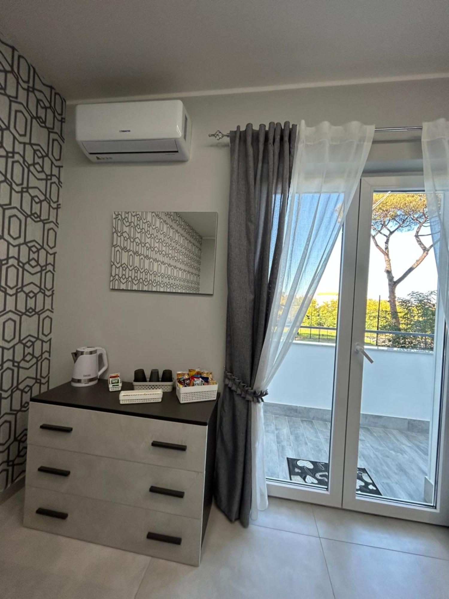 Skycity 2 B&B Naples Exterior photo